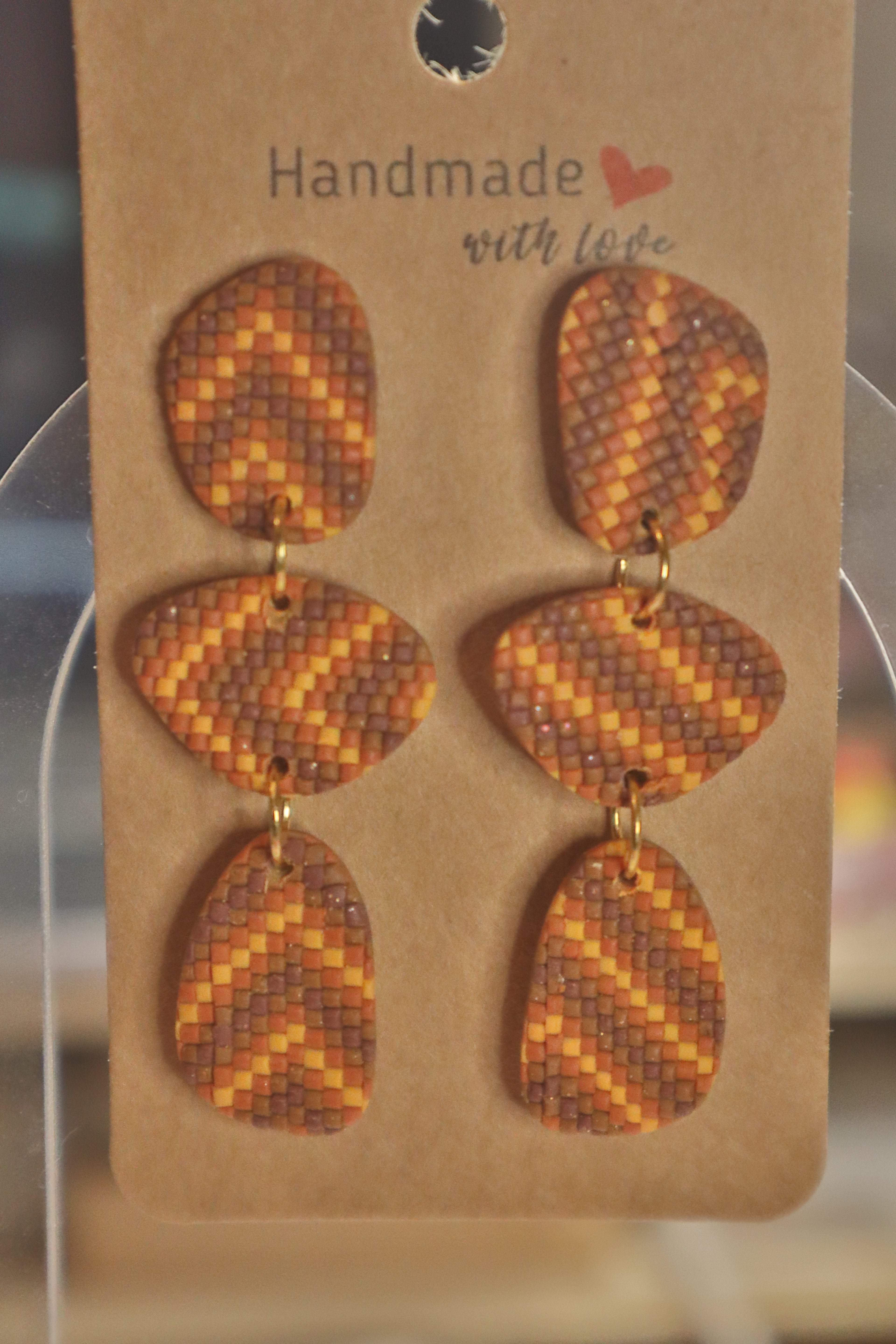 Trodijelne chevron mozaik naušnice – amber